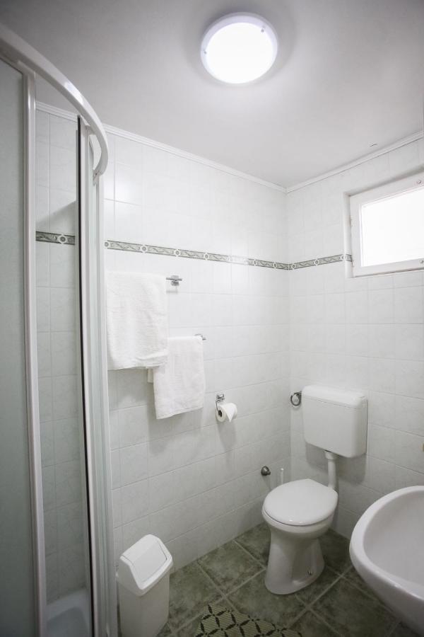 Harkány Hellenyi Apartmanok מראה חיצוני תמונה